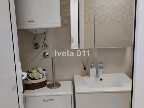 Sale, three bedroom apartment, 57m², Vračar Centar, Vračar Sve Podlokacije - image 5