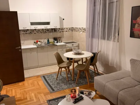 Izdavanje, dvosoban stan, 60m², Zabjelo, Podgorica - image 2