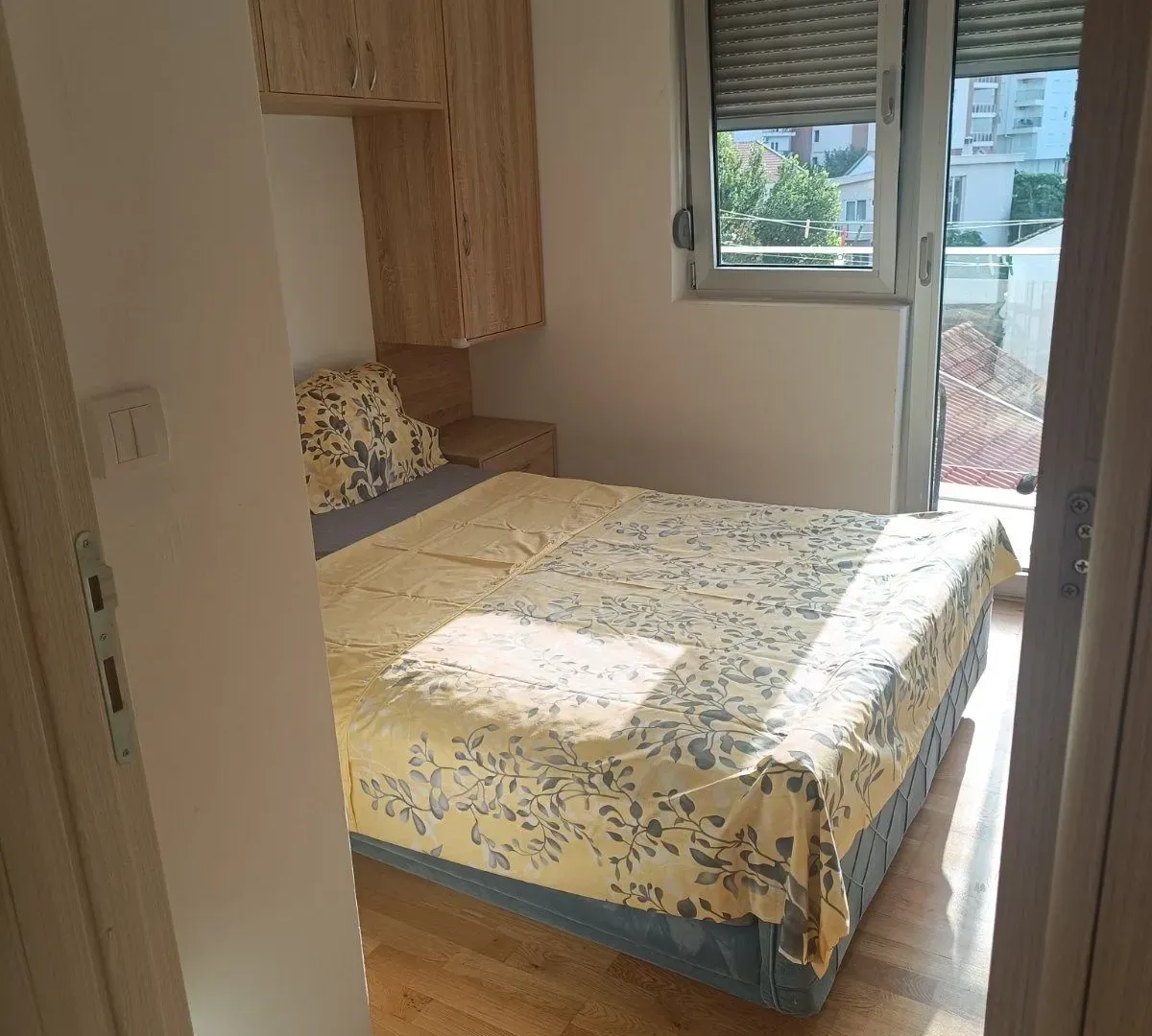 Izdavanje, jednosoban stan, 36m², Lazi, Budva