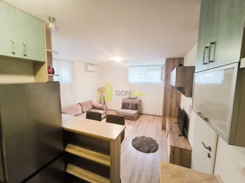 Izdavanje, garsonjera, 28m², Central Point, Podgorica - image 2