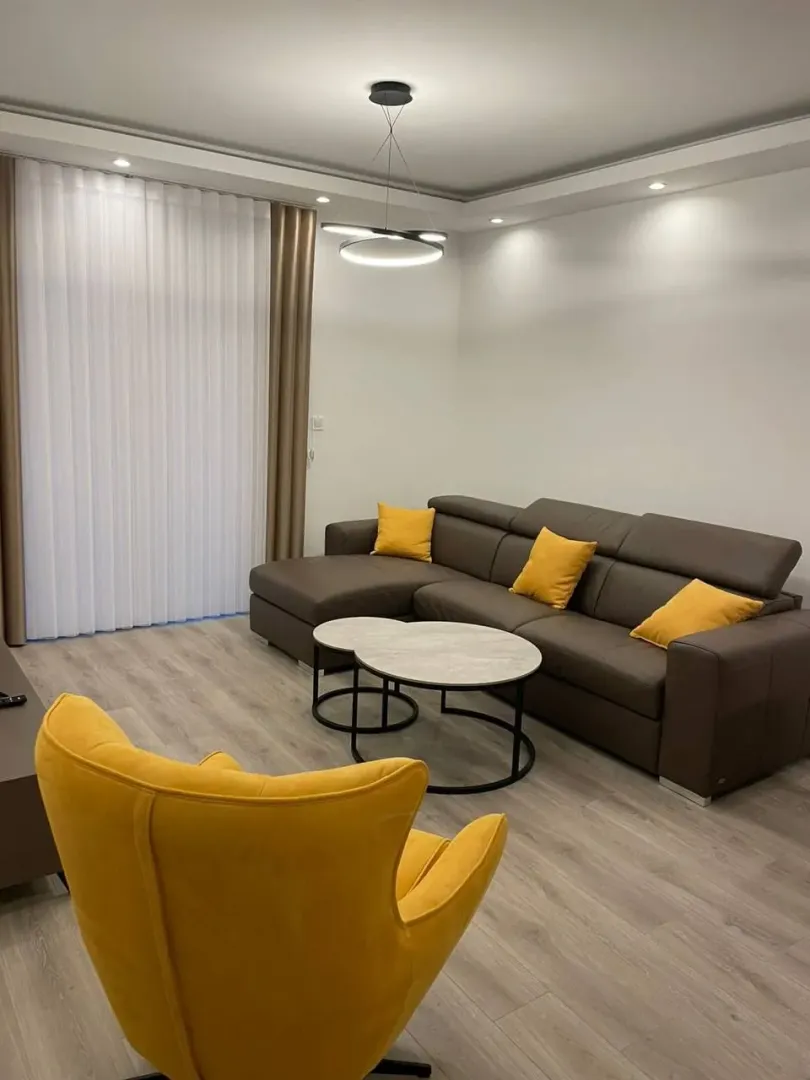 Rent, one bedroom apartment, 57m², Bečići, Budva