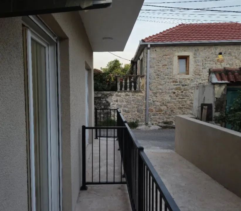 Izdavanje, jednosoban stan, 32m², Stara Varoš, Podgorica