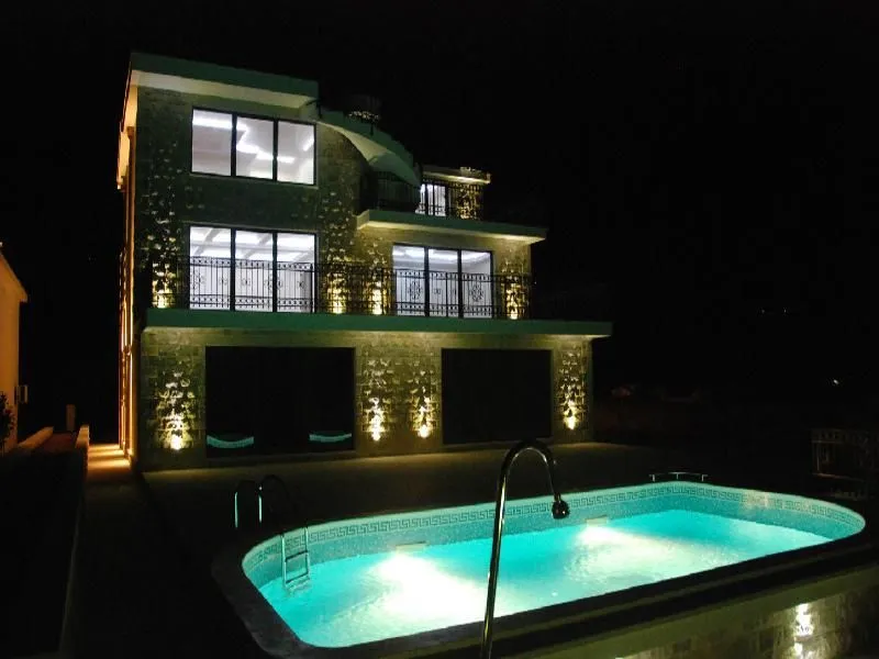 Mediterranean Villa 584m² with Pool and Bay View, Herceg Novi 5