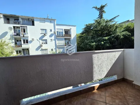 Rent, two bedroom apartment, 60m², Preko Morače, Podgorica - image 9