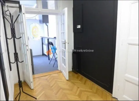 Rent, four bedroom apartment, 120m², Stari Grad, Beograd - image 17
