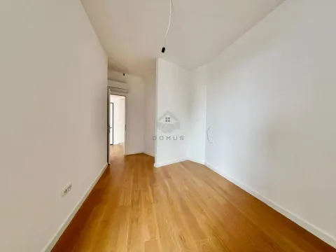 Sale, one bedroom apartment, 59m², Bečići, Budva - image 4