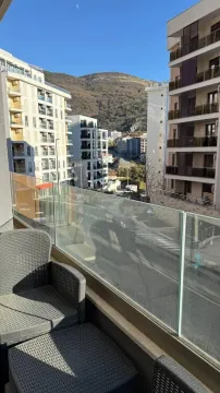Rent, one bedroom apartment, 45m², Bečići, Budva - image 4