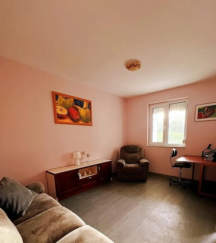 Rent, house, 70m², Šušanj, Bar