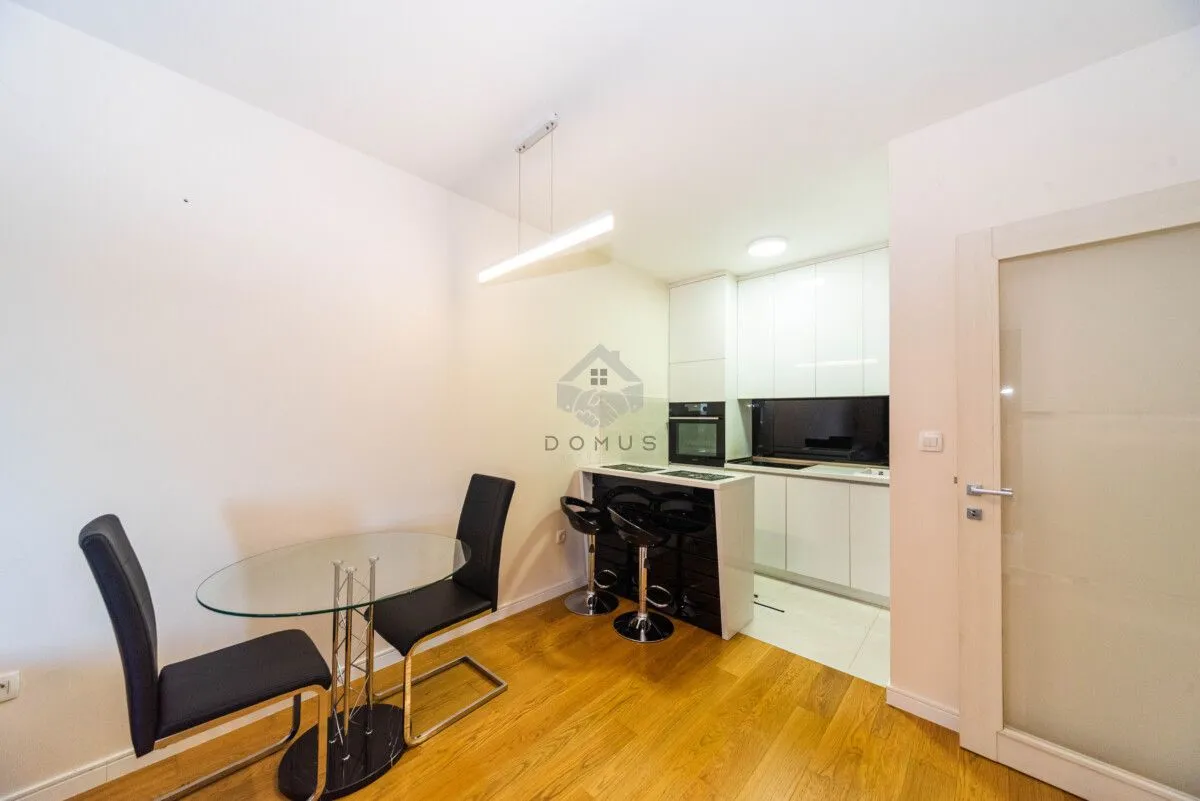 Rent, one bedroom apartment, 49m², Central Point, Podgorica