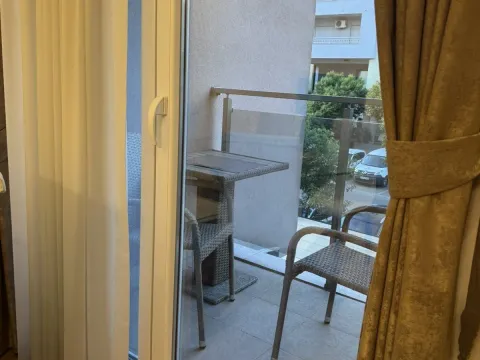 Rent, one bedroom apartment, 50m², Blok 9, Podgorica - image 10