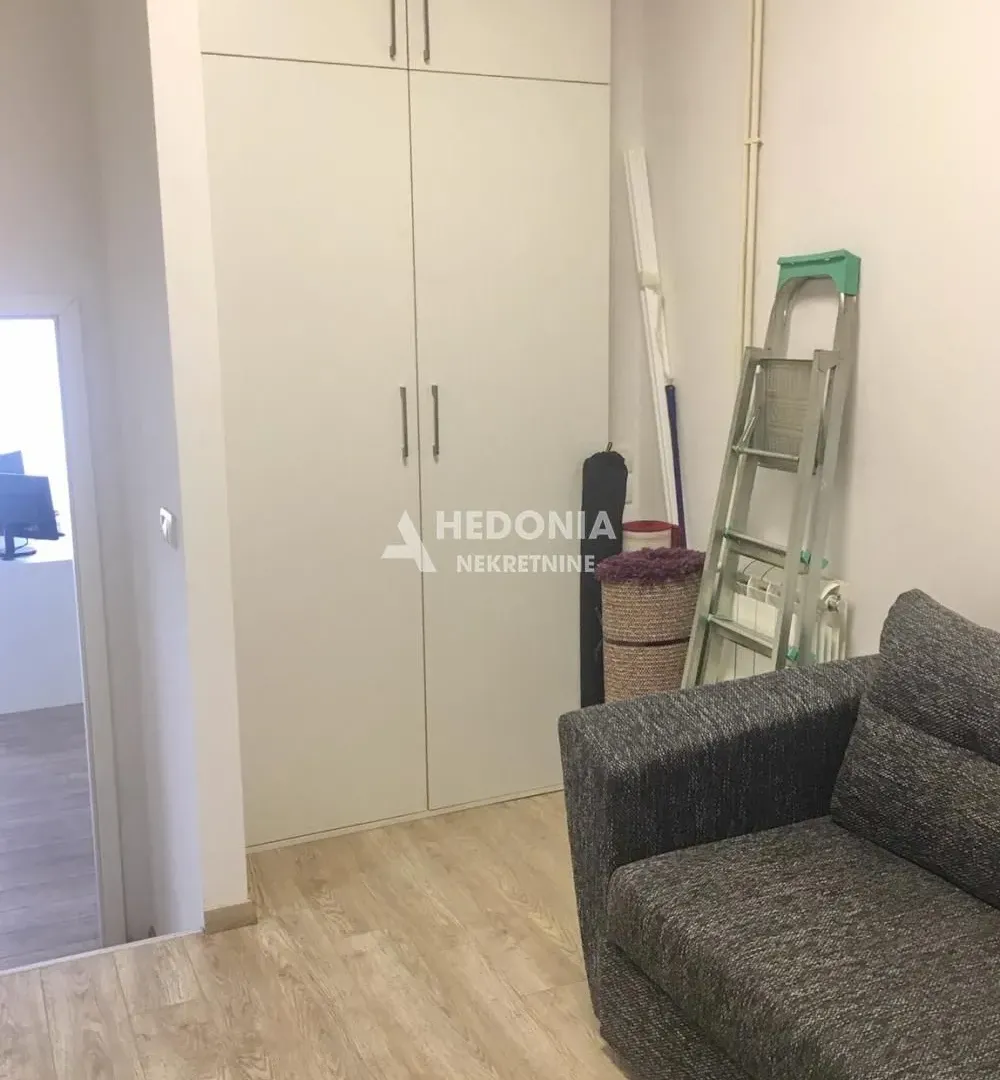 Prodaja, jednosoban stan, 37m², Stari Grad, Beograd