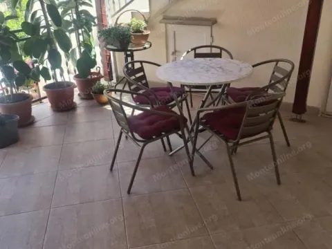 Prodaja, kuća, 220m², Budva, Crna Gora - image 19