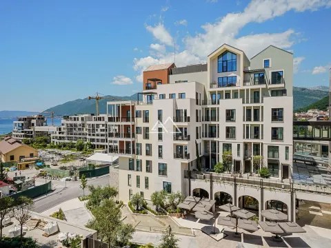 Prodaja, jednosoban stan, 63m², Centar, Tivat - image 18