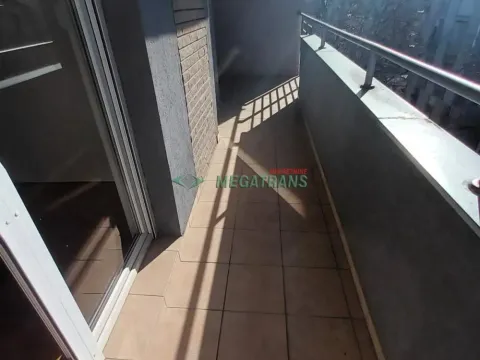 Izdavanje, četvorosoban stan, 100m², Centar, Novi Sad - image 9