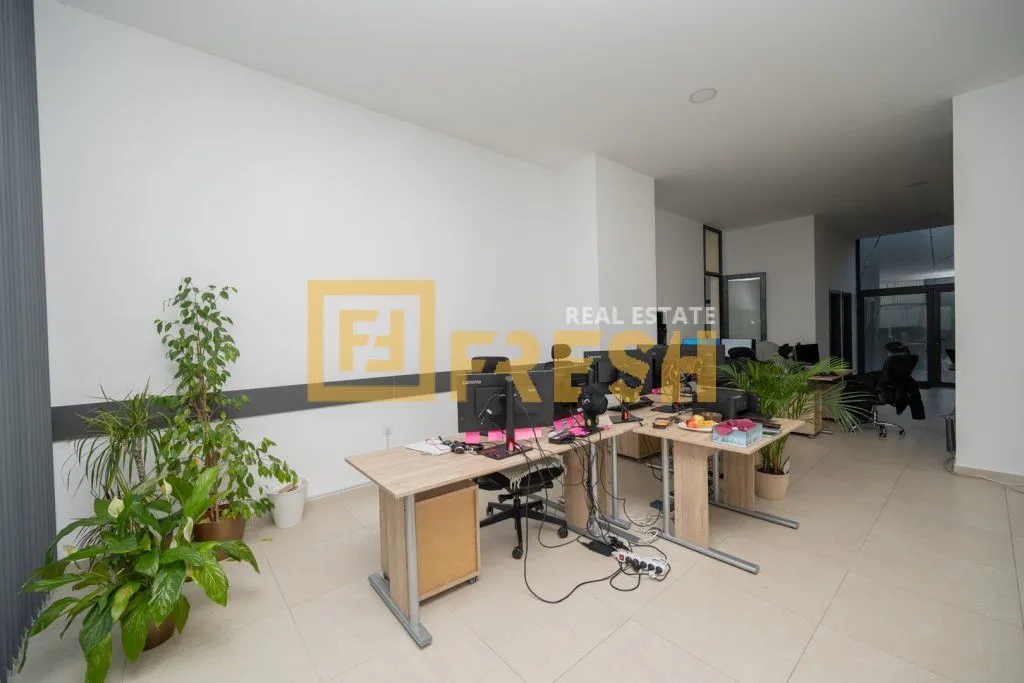Rent, office space, 200m², Zabjelo, Podgorica