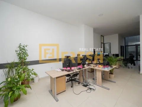 Izdavanje, poslovni prostor, 200m², Zabjelo, Podgorica - image 7