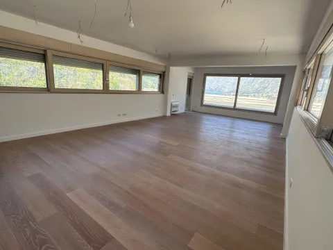 Sale, five bedroom apartment, 192m², Kotor, Crna Gora - image 18