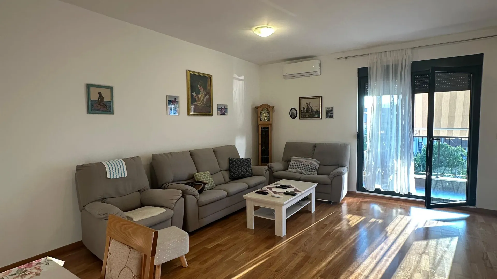 Prodaja, dvosoban stan, 70m², Centar, Tivat
