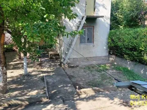 Sale, house, 145m², Palilula Sve Podlokacije, Beograd - image 13