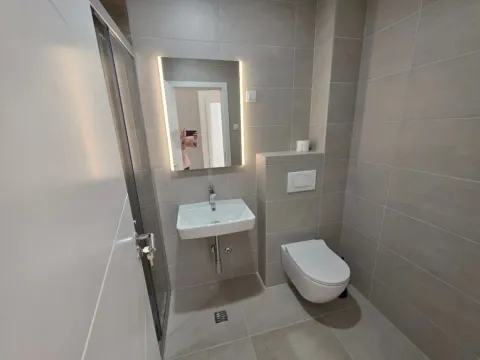 Prodaja, jednosoban stan, 45m², Pobrežje, Podgorica - image 8