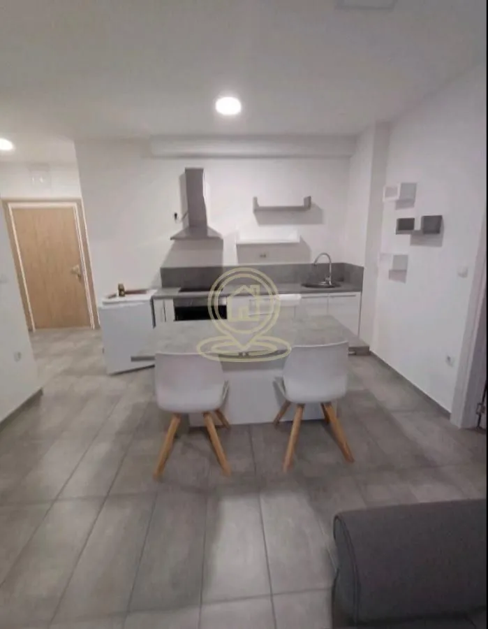 Prodaja, dvosoban stan, 43m², Salajka, Novi Sad Sve Podlokacije