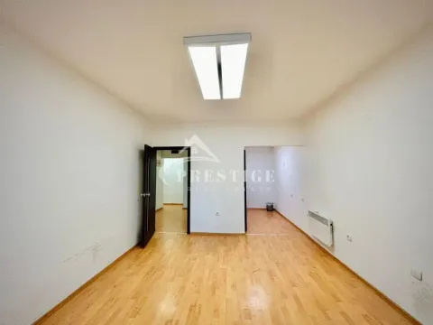 Izdavanje, dvosoban stan, 78m², Momišići, Podgorica - image 4