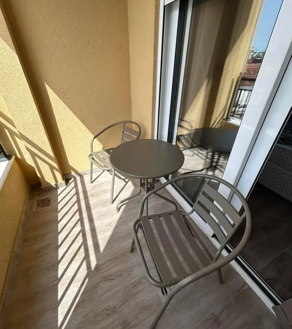 Izdavanje, jednosoban stan, 45m², Ilino, Bar