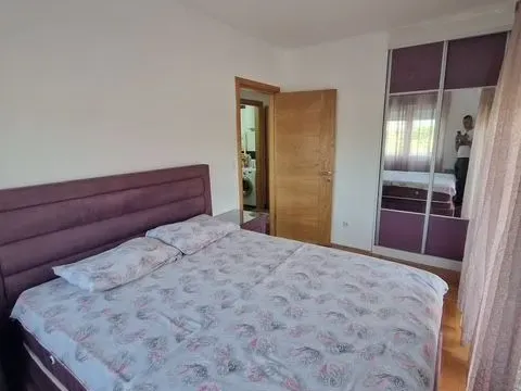 Rent, three bedroom apartment, 96m², Stari Aerodrom, Podgorica - image 12