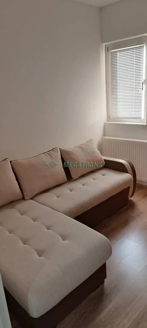 Izdavanje, jednosoban stan, 30m², Adamovićevo Naselje, Novi Sad Sve Podlokacije