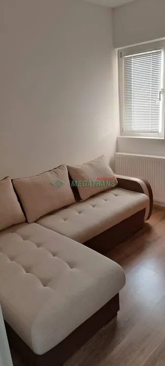 Izdavanje, jednosoban stan, 30m², Adamovićevo Naselje, Novi Sad Sve Podlokacije