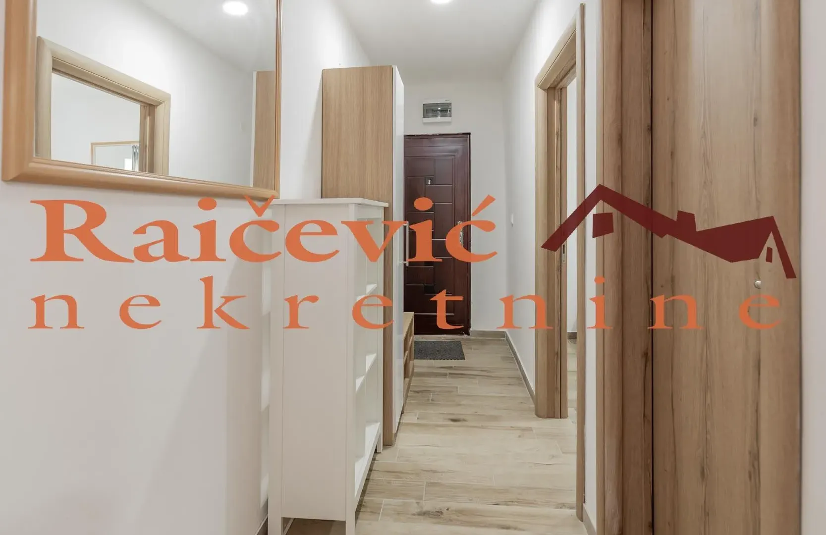 Prodaja, četvorosoban stan, 98m², Kopaonik, Srbija