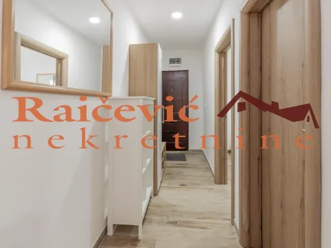 Prodaja, četvorosoban stan, 98m², Kopaonik, Srbija - image 8