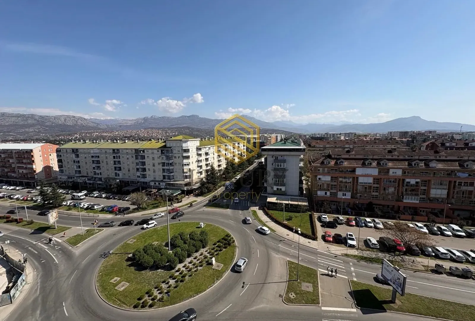 Rent, apartment, 275m², Stari Aerodrom, Podgorica