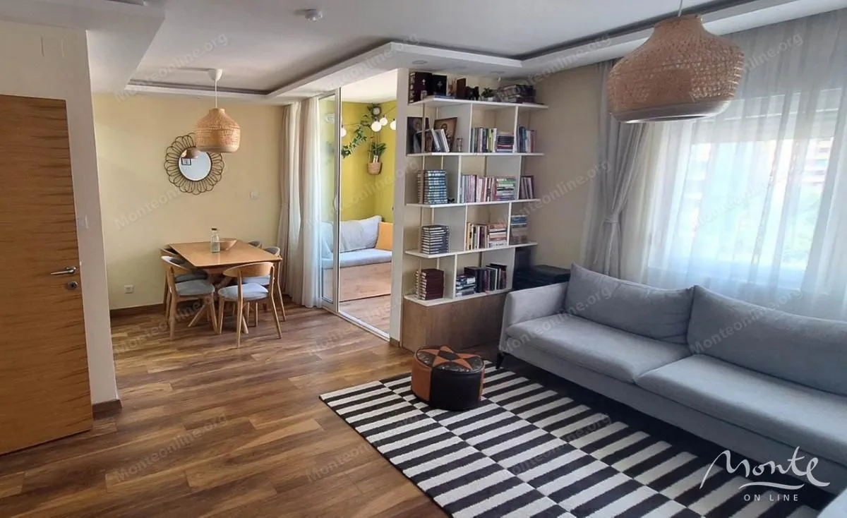 Prodaja, trosoban stan, 89m², Podgorica, Crna Gora