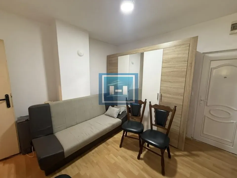 Izdavanje, garsonjera, 15m², Strelište, Jagodina