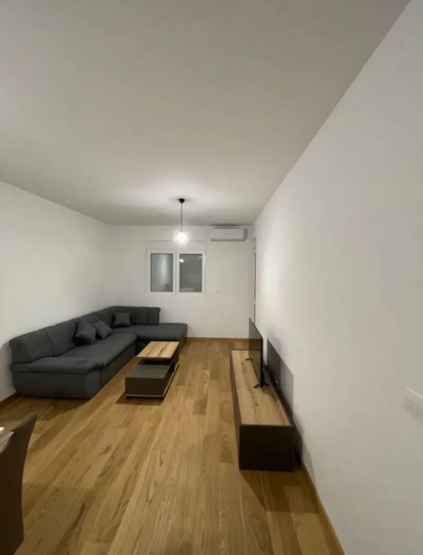 Izdavanje, jednosoban stan, 58m², New City, Podgorica