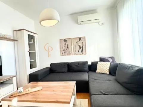 Rent, apartment, 50m², City Kvart, Podgorica - image 9