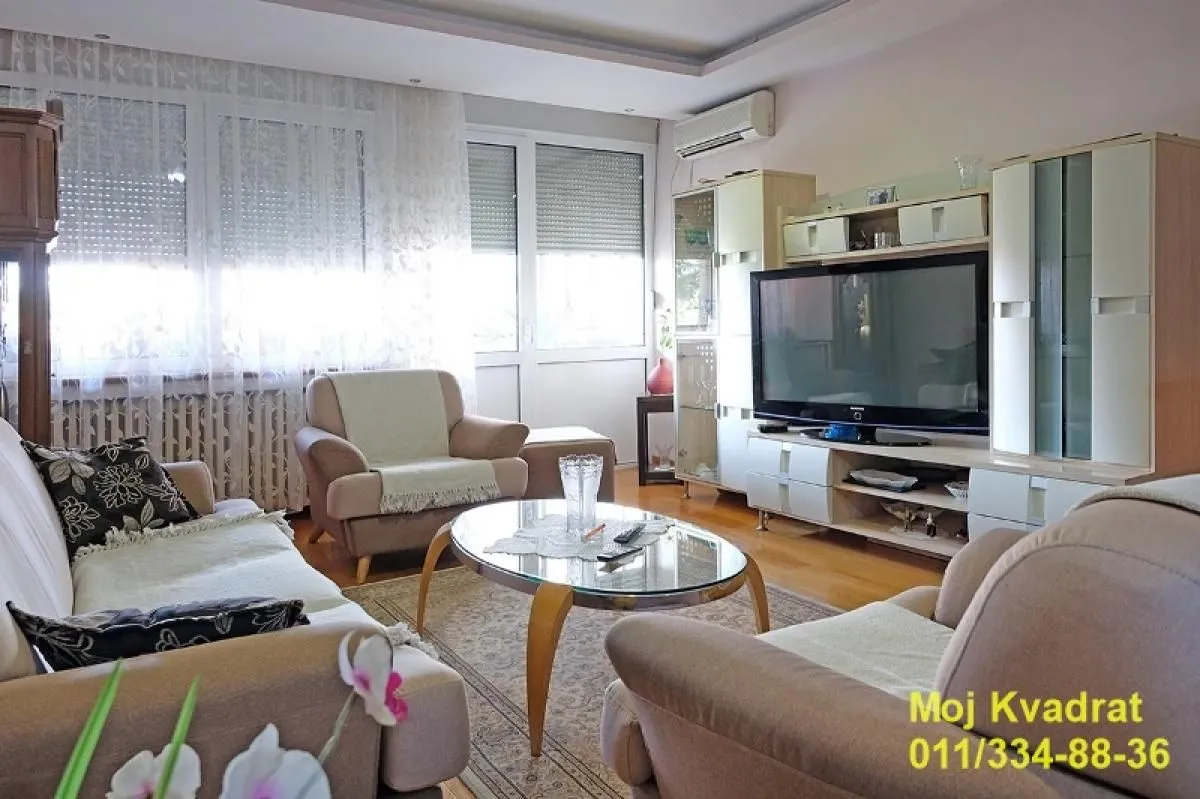 Sale, house, 250m², Voždovac Sve Podlokacije, Beograd