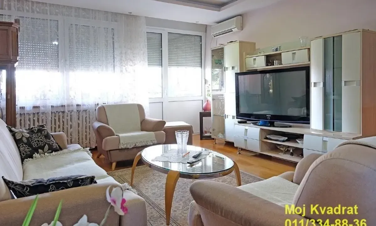 Prodaja, kuća, 250m², Voždovac Sve Podlokacije, Beograd