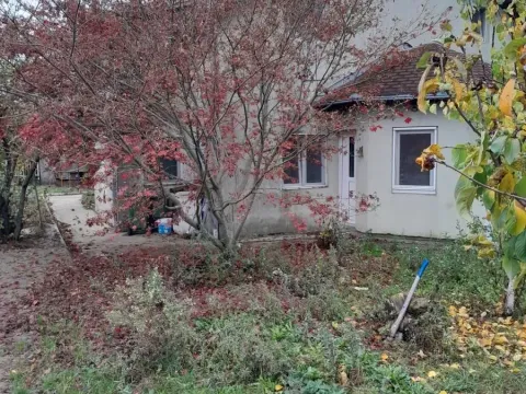 Sale, house, 240m², Sajlovo, Novi Sad Sve Podlokacije - image 2