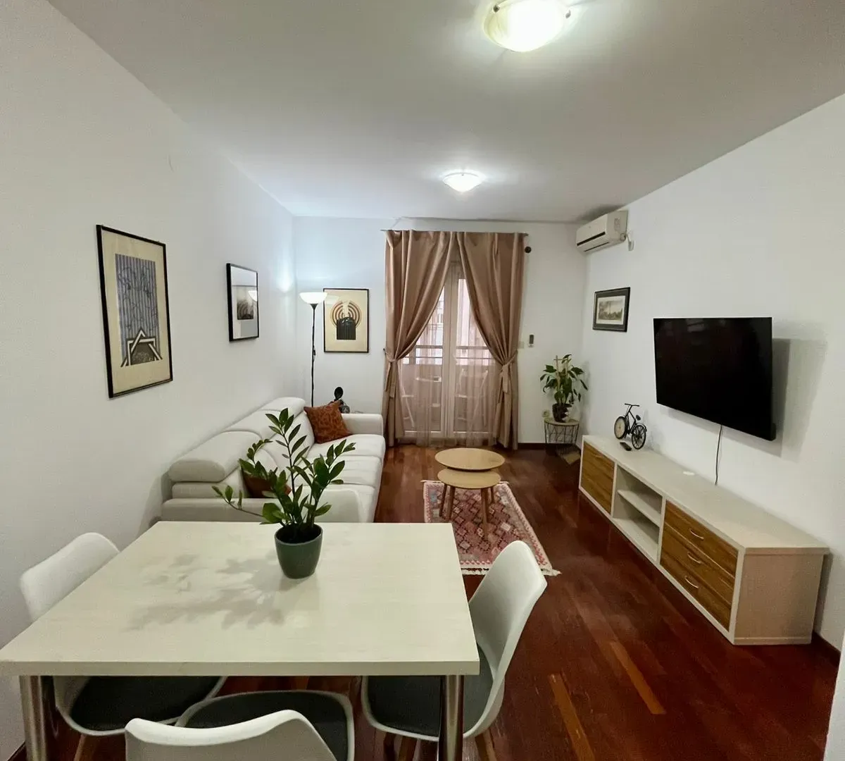 Rent, one bedroom apartment, 44m², Stari Aerodrom, Podgorica
