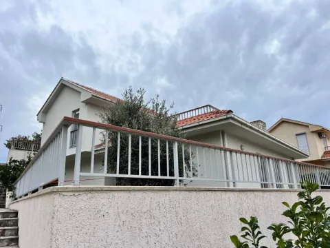 Prodaja, kuća, 160m², Blizikuće, Budva - image 13