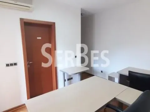 Izdavanje, poslovni prostor, 117m², Spens, Novi Sad Sve Podlokacije - image 15