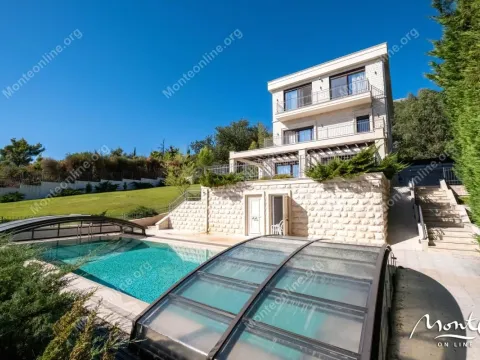 Prodaja, kuća, 560m², Tivat, Crna Gora - image 2