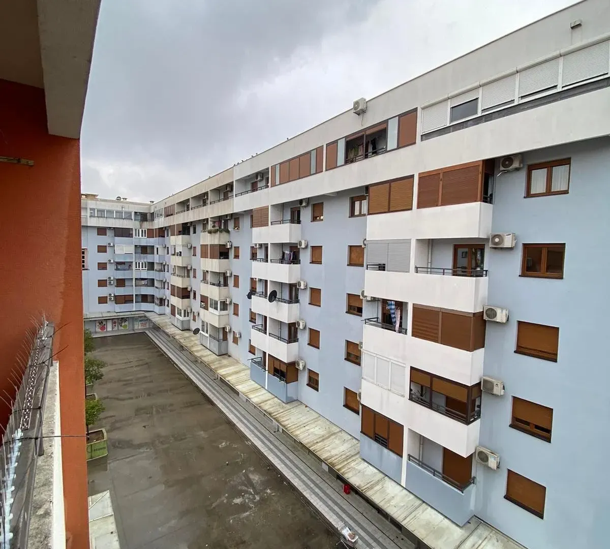 Izdavanje, dvosoban stan, 55m², Stari Aerodrom, Podgorica