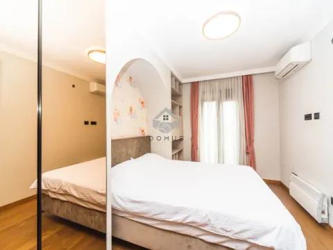Izdavanje, dvosoban stan, 75m², Ljubović, Podgorica - image 8