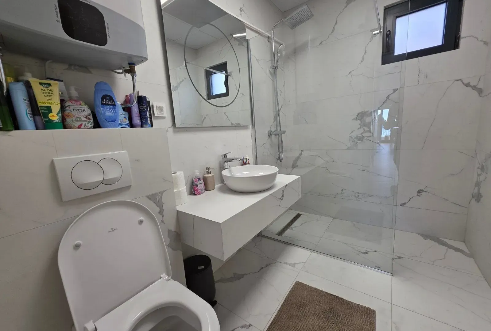 Sale, three bedroom apartment, 90m², Blizikuće, Budva
