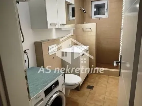 Izdavanje, četvorosoban stan, 84m², Novi Beograd Sve Podlokacije, Beograd - image 12