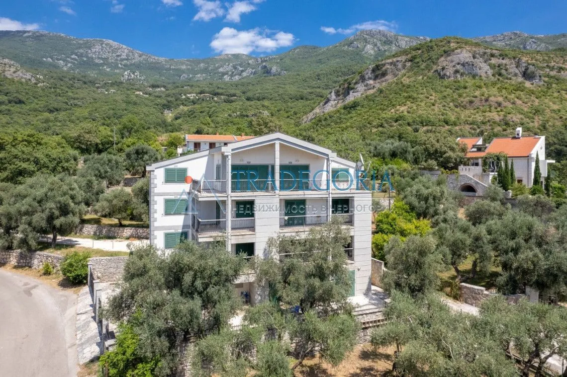 Prodaja, kuća, 453m², Pržno, Budva