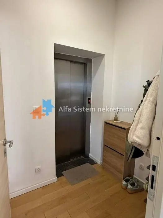 Rent, three bedroom apartment, 160m², Višnjička Banja, Palilula Sve Podlokacije